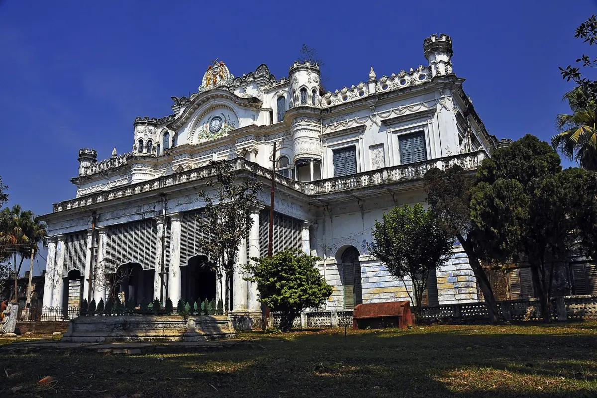 Wasif Manzil palace